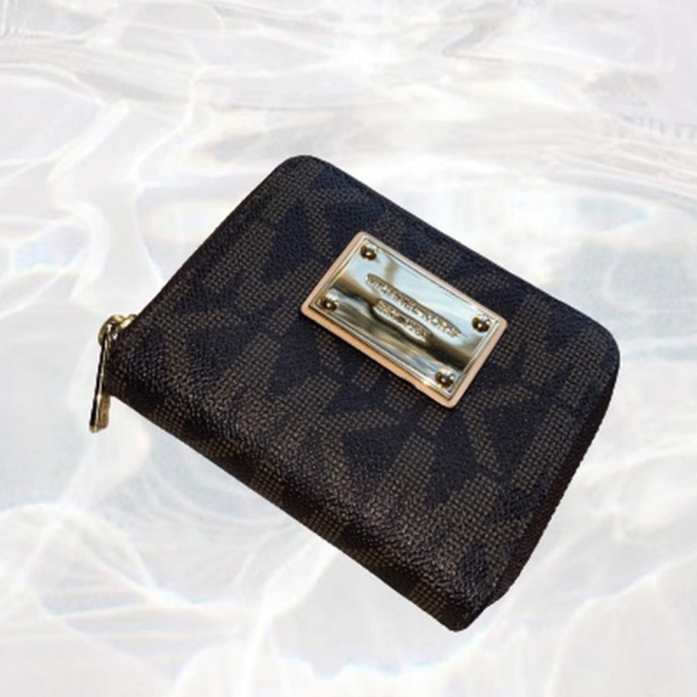 MICHAEL KORS BROWN COMPACT WALLET AUTHENTIC